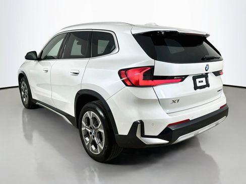 Used 2025 BMW X1 xDrive28i AWD/4WD image 7