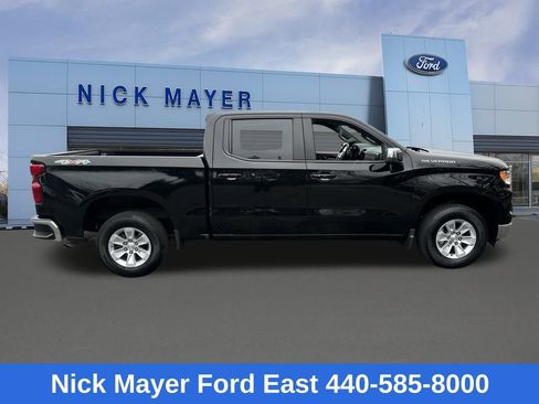 Used 2025 Chevrolet Silverado 1500 LT image 8