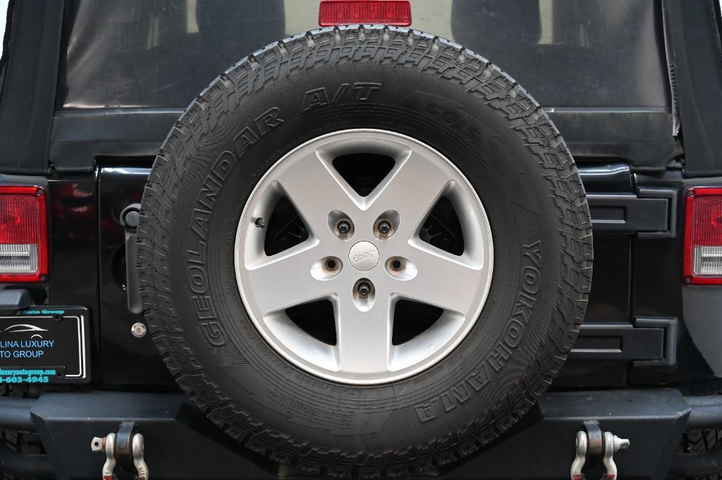 Used 2015 Jeep Wrangler Sport w/ Quick Order Package 23S AWD/4WD image 16