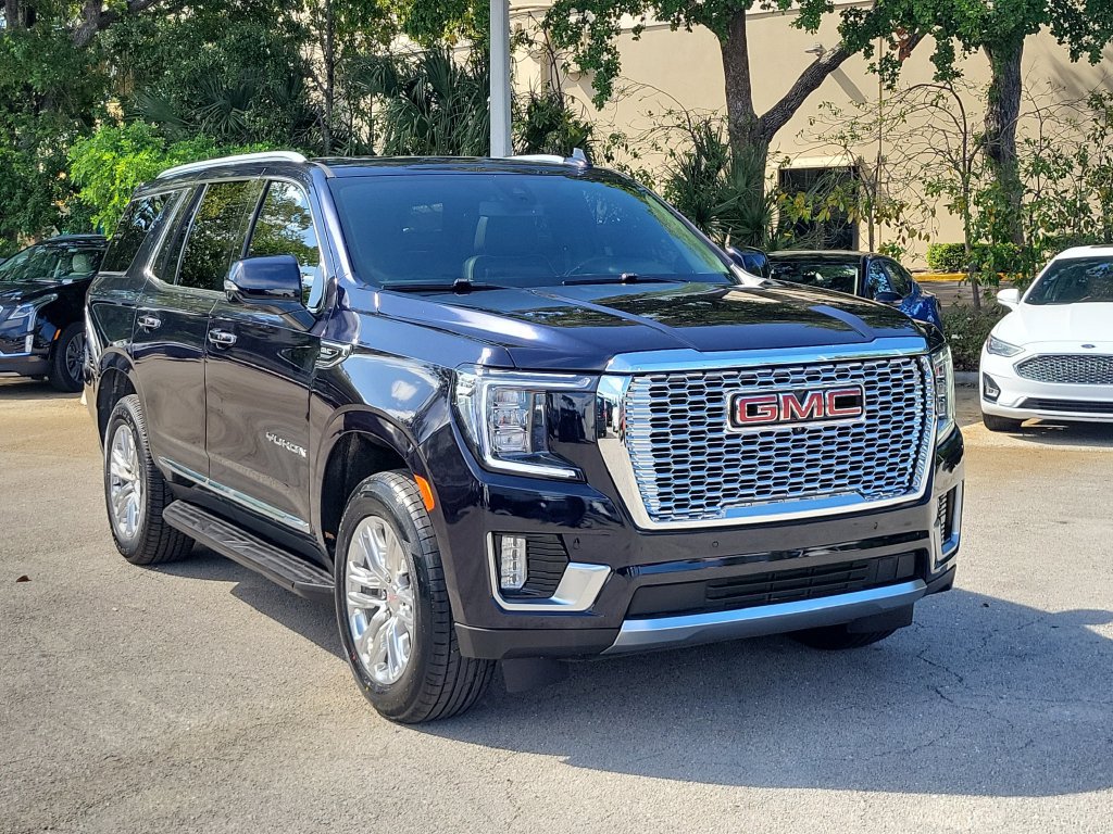 Used 2021 GMC Yukon SLT w/ SLT Premium Package RWD image 7