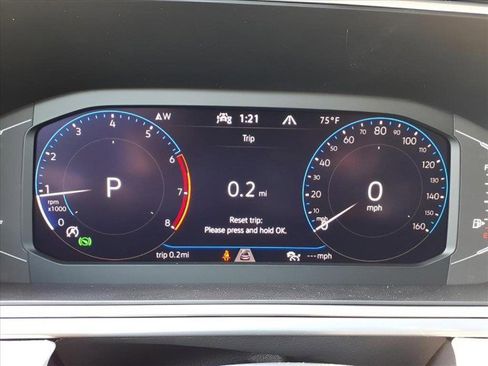 New 2025 Volkswagen Taos SEL image 23