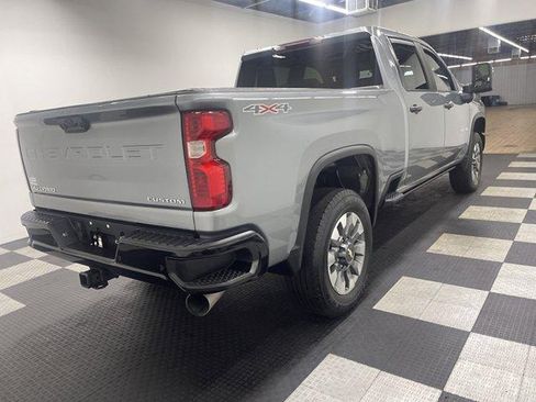 Used 2024 Chevrolet Silverado 2500 Custom w/ Custom Value Package AWD/4WD image 4
