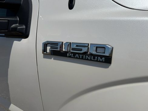 Used 2018 Ford F150 Platinum w/ Equipment Group 701A Luxury AWD/4WD image 11
