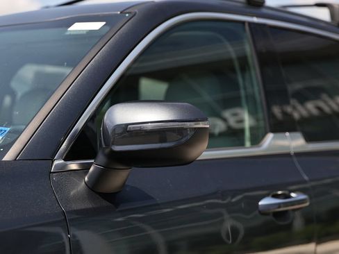 Used 2021 Kia Telluride S AWD/4WD image 11