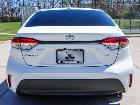 Used 2023 Toyota Corolla LE FWD image 17