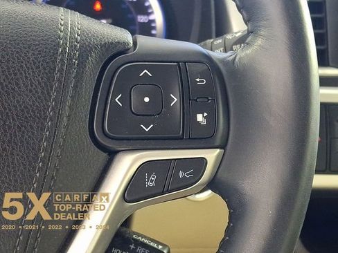Certified 2018 Toyota Highlander XLE image 28