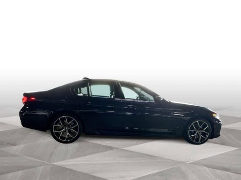 Used 2023 BMW 530i xDrive AWD/4WD image 9