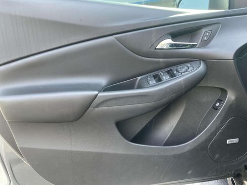 Used 2017 Chevrolet Volt Premier w/ Driver Confidence II Package FWD image 15