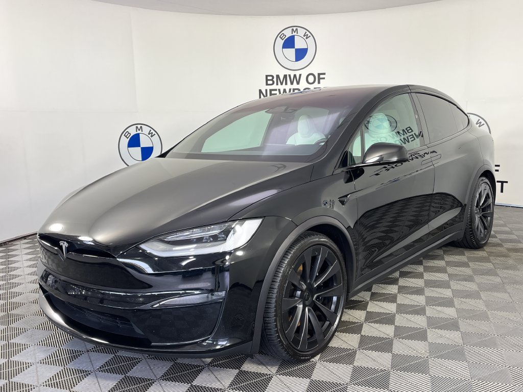 Used 2023 Tesla Model X AWD/4WD image 3