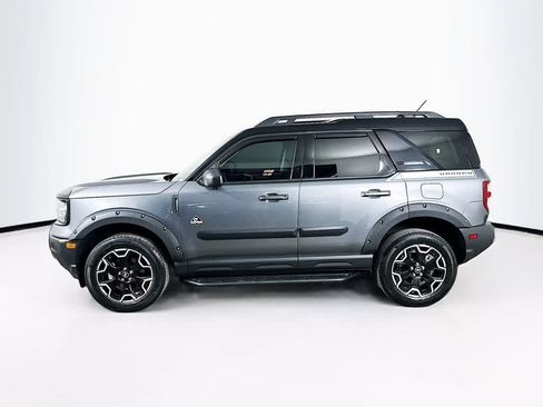 Certified 2025 Ford Bronco Sport Outer Banks w/ Outer Banks Tech Package+ AWD/4WD image 3