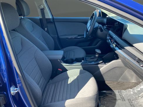 Certified 2025 Kia K4 EX FWD image 25