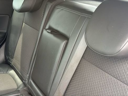 Used 2020 Buick Encore Preferred FWD image 27