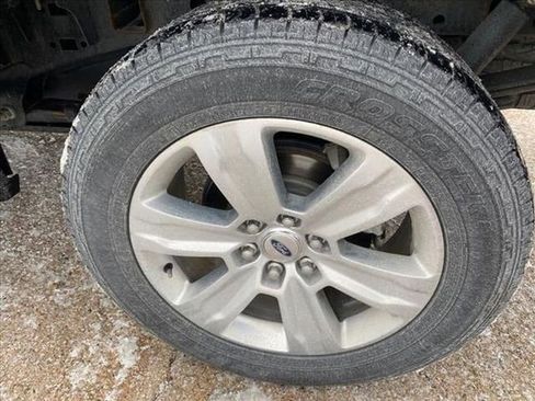 Used 2020 Ford F150 Platinum w/ Equipment Group 701A Luxury AWD/4WD image 14