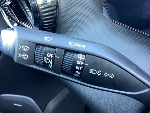 New 2026 Chevrolet Equinox LT w/ Convenience Package II image 19