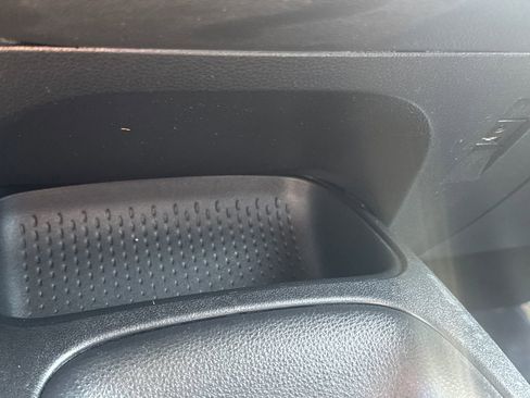 Used 2020 Toyota Corolla LE FWD image 24