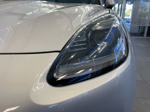 Used 2023 Maserati Grecale Modena AWD/4WD image 5