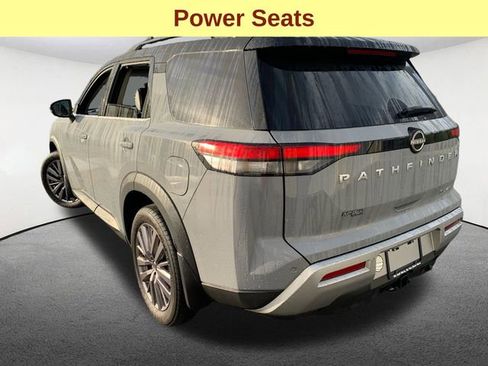 Used 2023 Nissan Pathfinder SL w/ SL Premium Package image 10