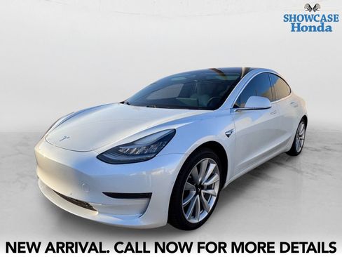 Used 2020 Tesla Model 3 Standard Range Plus RWD image 2