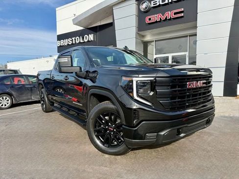 Used 2023 GMC Sierra 1500 Pro w/ Graphite Edition image 3