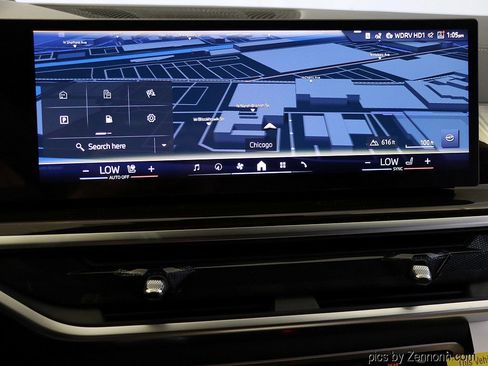 Used 2026 BMW X6 xDrive40i w/ Climate Comfort Package image 18