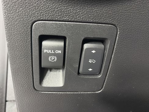 Used 2019 Ford F150 Lariat w/ Equipment Group 502A Luxury image 29