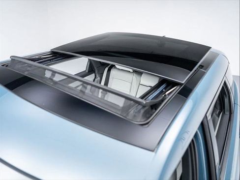 New 2026 Land Rover Range Rover Evoque S image 12