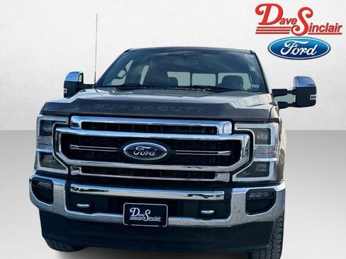 Used 2021 Ford F350 Lariat w/ Lariat Ultimate Package image 2