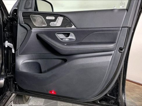 Used 2024 Mercedes-Benz GLE 350 4MATIC image 23