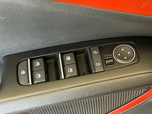 Certified 2023 Kia Soul GT-Line w/ GT-Line Technology Package FWD image 12