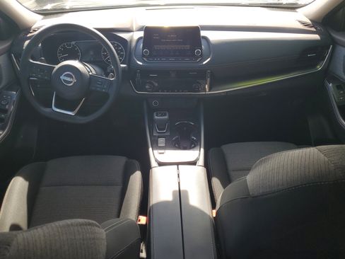 Used 2022 Nissan Rogue SV image 13