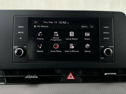 Used 2025 Kia Sportage LX image 28