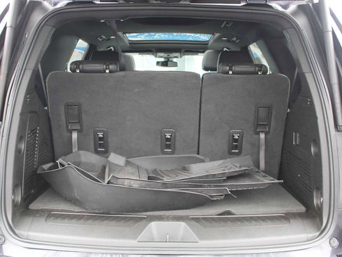 Used 2022 Chevrolet Tahoe LT AWD/4WD image 13