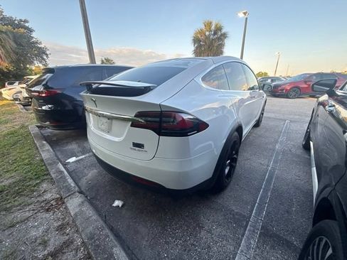 Used 2021 Tesla Model X Performance AWD/4WD image 2