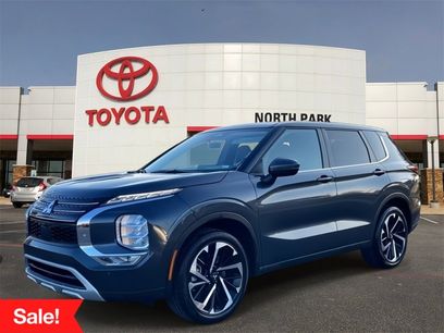 Used 2024 Mitsubishi Outlander SE Black Edition