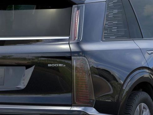 New 2026 Cadillac Vistiq Luxury image 35