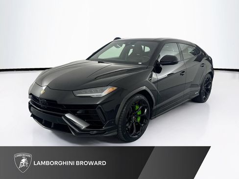 Used 2024 Lamborghini Urus Performante AWD/4WD image 1