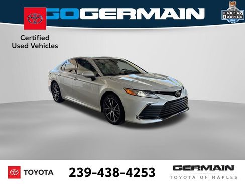 Used 2023 Toyota Camry XLE w/ Navigation Package FWD image 9