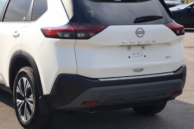 Used 2023 Nissan Rogue SV FWD image 8