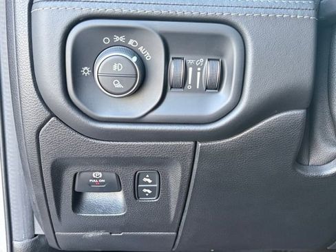 Used 2020 RAM 1500 Limited image 5