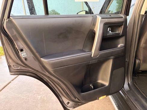 Used 2023 Toyota 4Runner SR5 AWD/4WD image 15