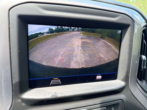 Used 2021 Chevrolet Silverado 1500 Custom Trail Boss AWD/4WD image 21