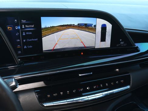 Used 2023 Cadillac Escalade V w/ LPO, ONYX Package image 37