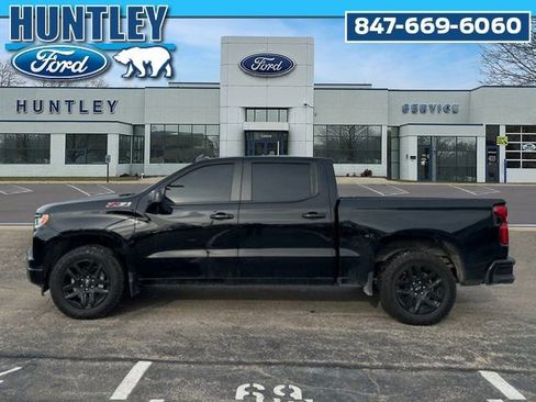 Used 2024 Chevrolet Silverado 1500 RST AWD/4WD image 7