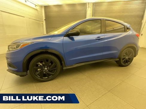 Used 2022 Honda HR-V Sport image 1