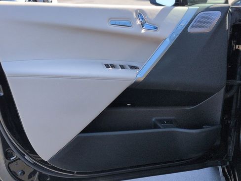 Used 2025 BMW iX M60 image 14