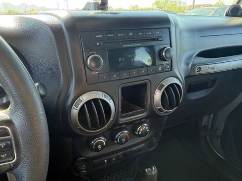 Used 2013 Jeep Wrangler Unlimited Sport AWD/4WD image 20