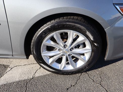 Used 2024 Chevrolet Malibu LT image 38