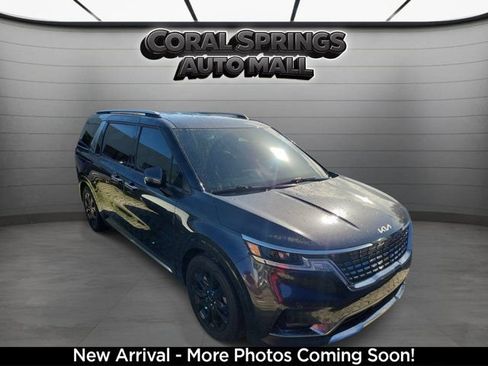 Used 2024 Kia Carnival SX FWD image 1
