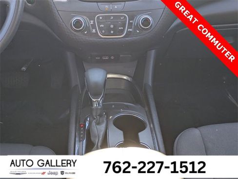 Used 2023 Chevrolet Malibu LT image 19