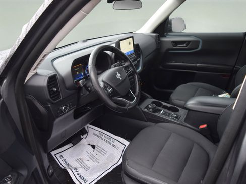 Used 2022 Ford Bronco Sport Badlands image 8